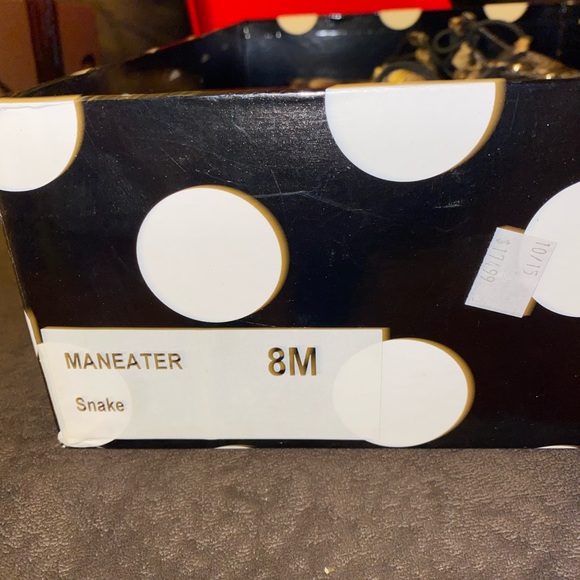 Snake skin thigh high heels - Picture 2 of 5